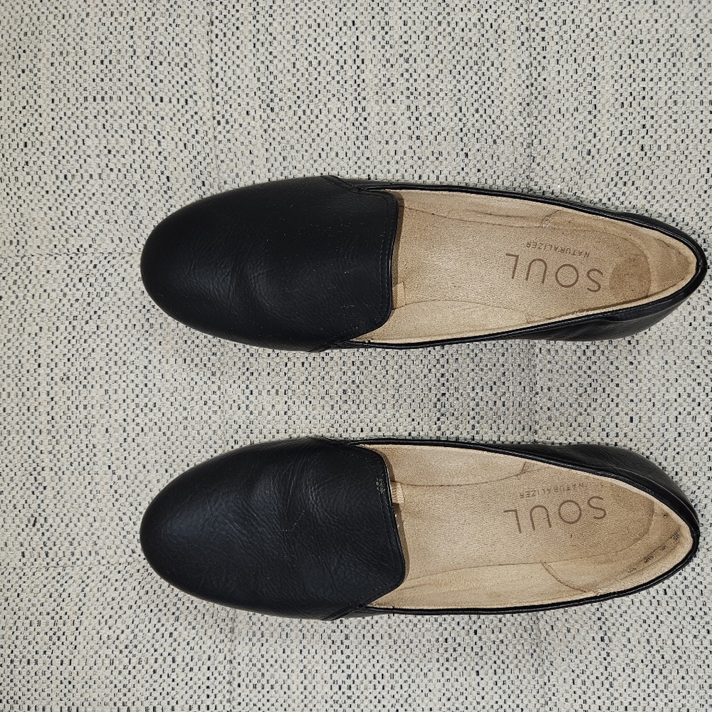 SOUL Naturalizer Classic Black Loafers